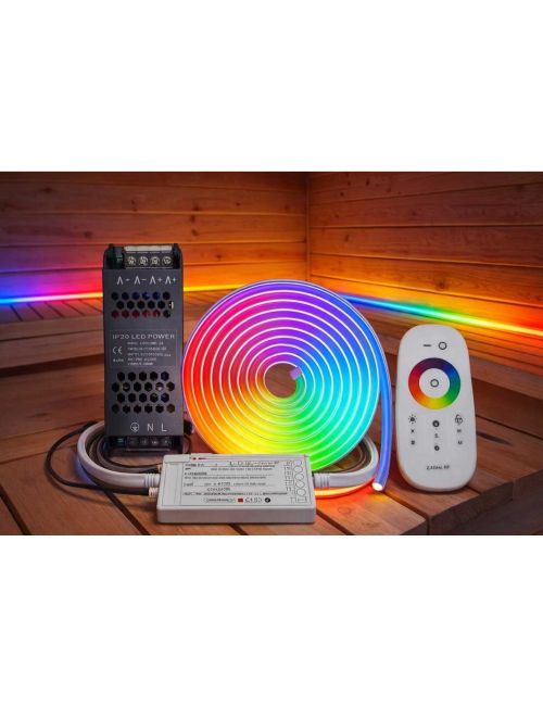 Šviečianti Led RGB juosta 5m komplektas